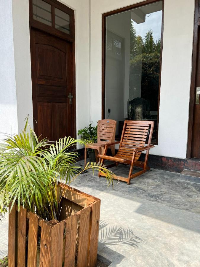 Plantation Inn เวลิกามา ภายนอก รูปภาพ